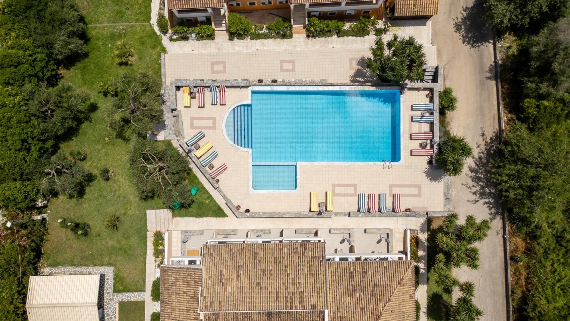 Little Corfu Aparthotel Dassia  Exterior photo