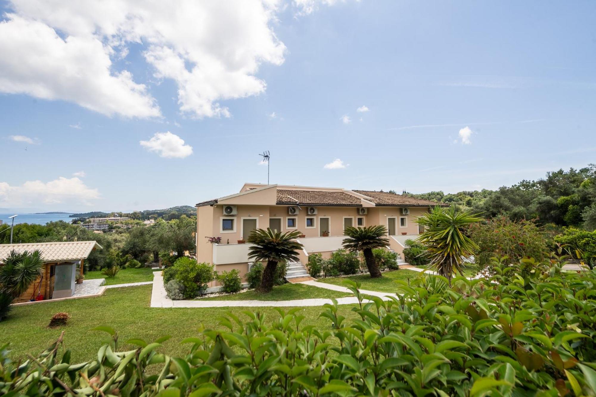 Little Corfu Aparthotel Dassia  Exterior photo